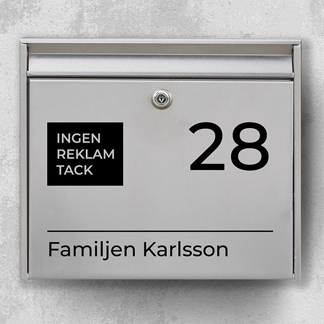 Brevlådans namnskylt med stort husnummer, svart skylt "Ingen reklam, tack" och linje med efternamn – modern, väderbeständig vinyl