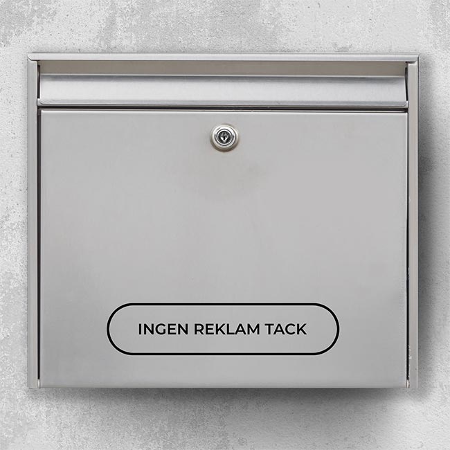 Brevlådeetikett "Ingen reklam, tack" – rundad etikett på stålgrå brevlåda, väderbeständig reklamfri etikett