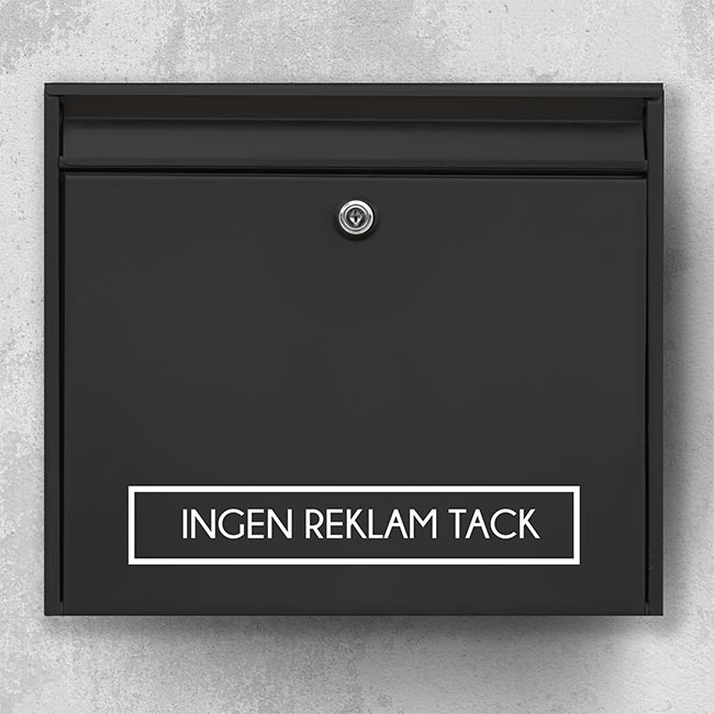 Brevlådeetikett – ”Ingen reklam, tack” i vit ram på svart brevlåda