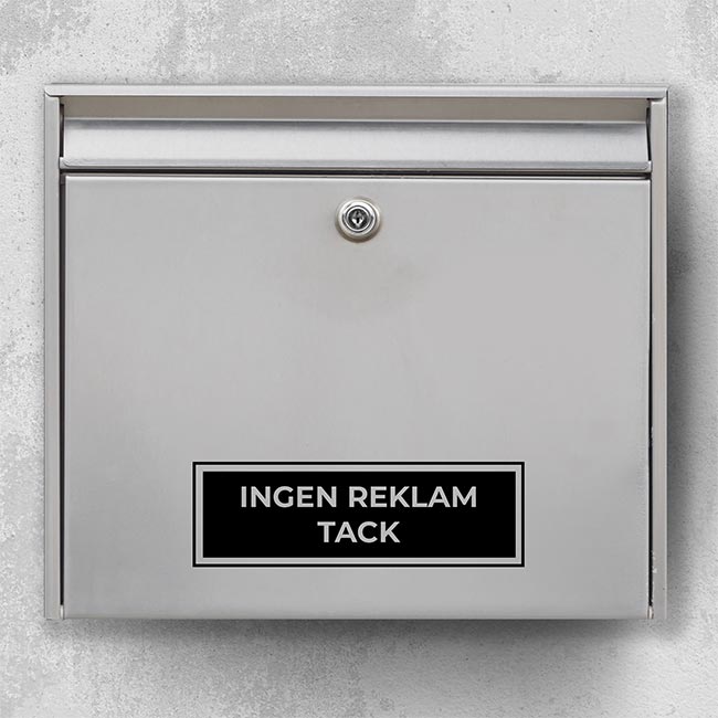 Brevlådeetikett "Ingen reklam, tack" – svart rektangulär etikett på stålbrevlåda, väderbeständig reklamfri etikett