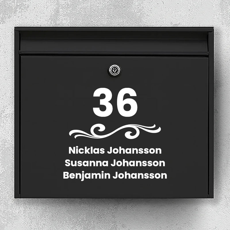 Brevlådeklistermärke - husnummer med ornament och namnlista